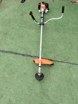 Desbrozadora ANOVA D43C