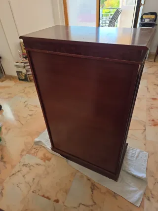 Vitrina antigua madera y cristal