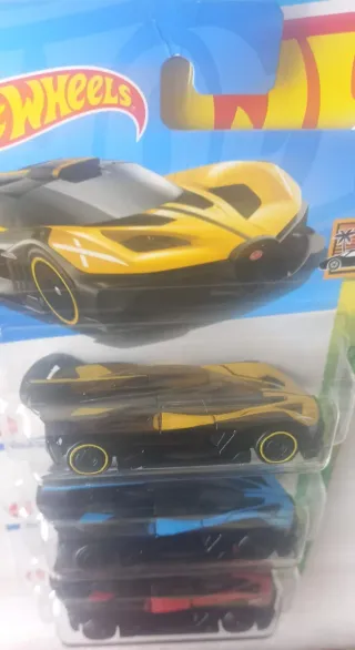 Conjunto 3 Bugatti Bolide Hot Wheels