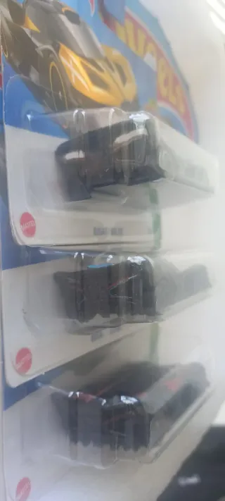 Conjunto 3 Bugatti Bolide Hot Wheels