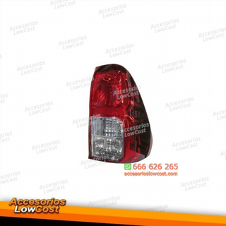 FARO TRASERO DERECHO TOYOTA HILUX (15-)