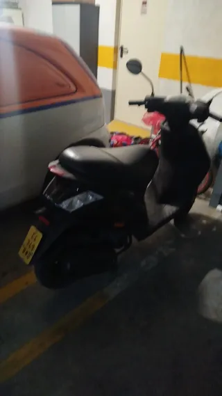 Piaggio Zip 49cc 4T Scooter
