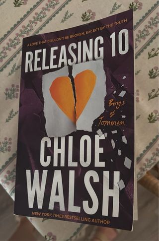 Libro Releasing 10 chicos de tommen 6 en inglés