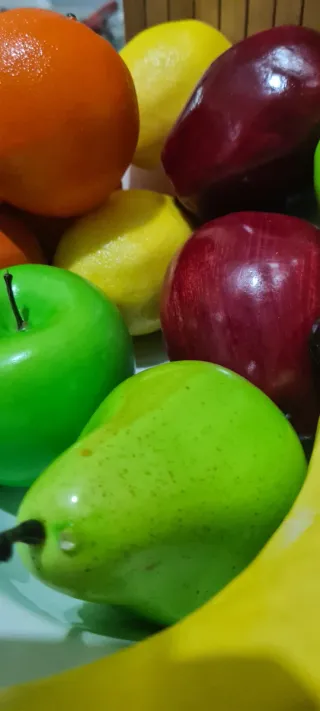 Centro de Frutas Realista en Textura y Color