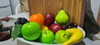 Centro de Frutas Realista en Textura y Color