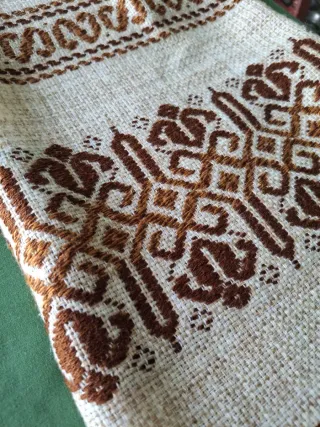 Due Runner da tavola vintage beige e marrone