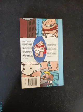 Las aventuras del Capitán Calzoncillos y el bar...