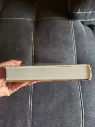 Libro El mundo de los Vinos Larousse