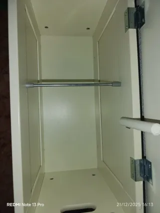 Arcón de madera blanco