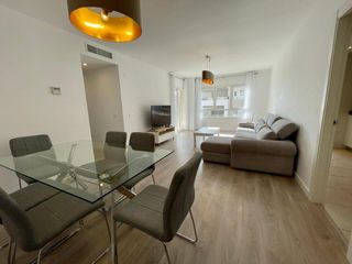 Mesa Comedor Cristal + 6 Sillas Tapizadas