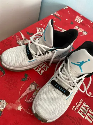 Zapatillas Air Jordan 2x3 Blue Fury. talla 42