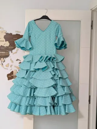 Trajes flamencas niñas. Morado y verde agua