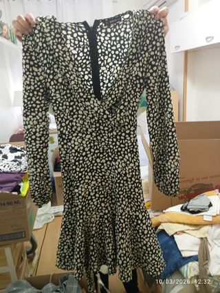 Se vende lote de ropa de mujer