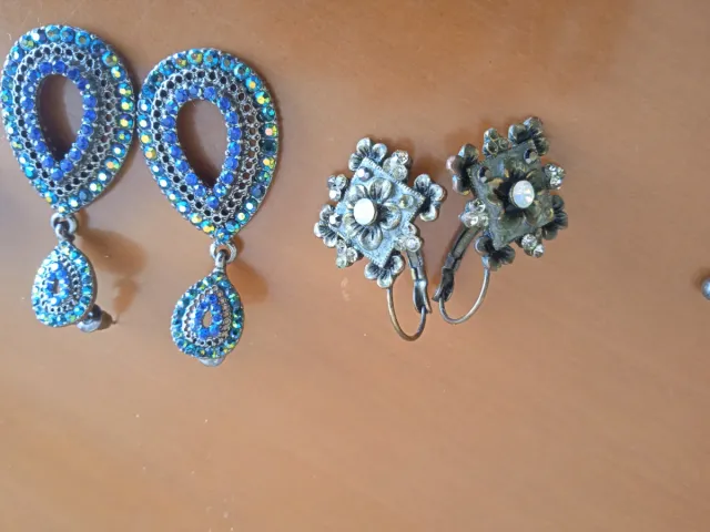 Pendientes Bisutería. 3 pares