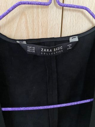 Chaqueta Poncho Flecos Zara Negra
