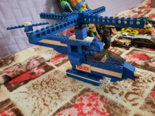 Lotto Giocattoli: Tartarughe Ninja, Auto e Elicott