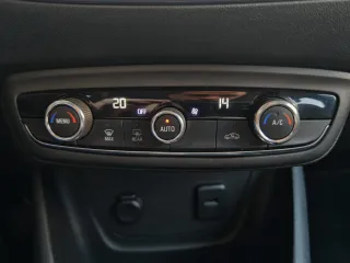 Opel Crossland X 2019