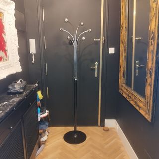 Perchero pie Vintage Space Age Negro/Plata 1,76 cm