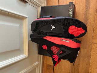 Jordan 4 Retro Red Thunder