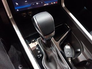 KGM Torres G15 Life Aut.