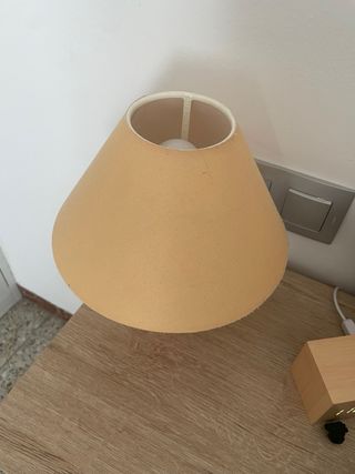 2 Lámparas Mesita Noche Madera