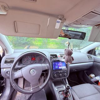 Volkswagen Golf 5 puertas