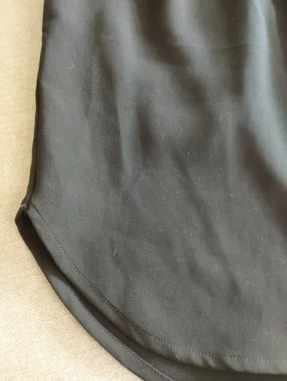 Falda negra con goma