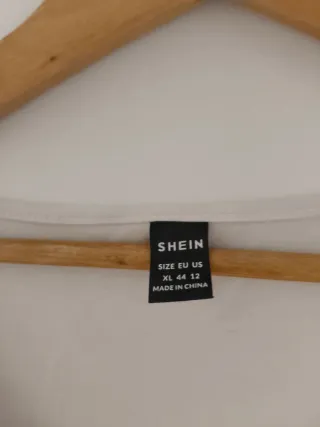 Camiseta SHEIN Talla Única Estampado Mujer