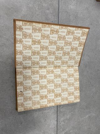 "El collar índigo" de Frances Crane