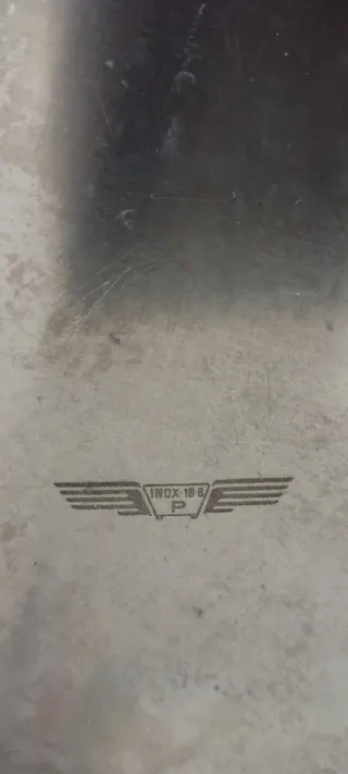 Cestino in acciaio decorato