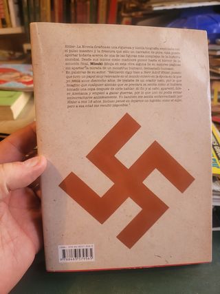 Hitler, la novela gráfica