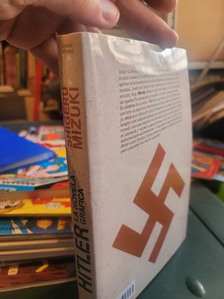 Hitler, la novela gráfica