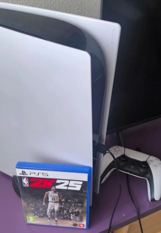 Consola PlayStation 5+ NBA 2K25