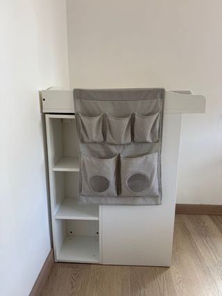 Cambiador Ikea completo con accesorios