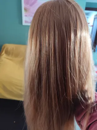 Maniquí cabeza peluquería castaño