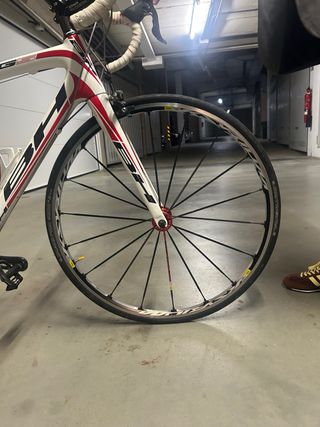 Bicicleta de carretera BH G5 Ultegra