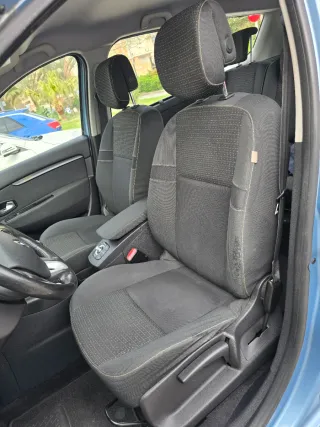 Renault Grand Scenic 2010