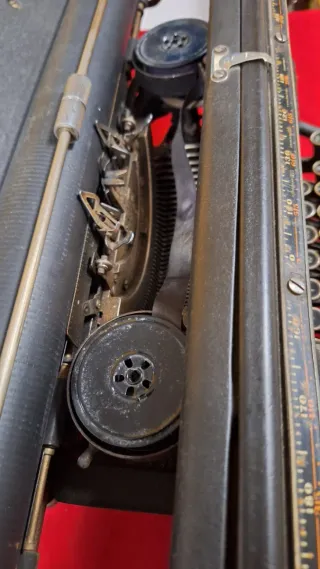 Máquina de escribir Underwood grande