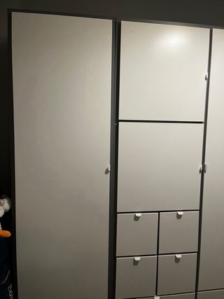 Armario VISTHUS gris/blanco 122x59x216 cm
