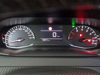 Peugeot 2008 BlueHDi 110 Allure 81 kW (110 CV)