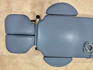 Camilla eléctrica marca “Franco et fils”