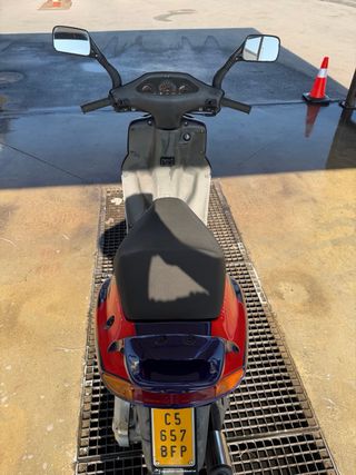 Aprilia SR 50 Replica Stefano Perugini