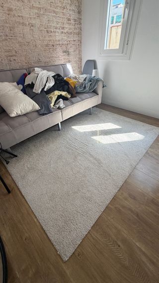 Alfombra grande beige IKEA rectangular