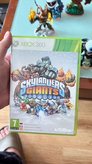 Lote Skylanders Giants Xbox 360 + 5 Gigantes + 3