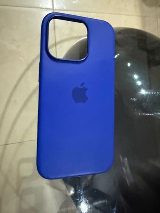 Funda iPhone 16 Pro azul ultramar