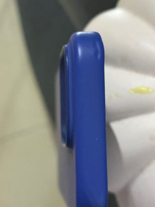 Funda iPhone 16 Pro azul ultramar