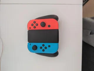 Joycons Nintendo Switch + Soporte