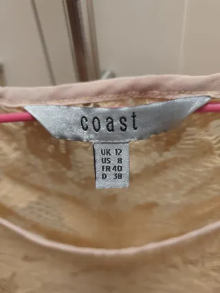 Camiseta de encaje beige