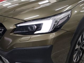 Subaru Outback 2.5 Touring AWD CVT Lineartronic 124 kW (169 CV)