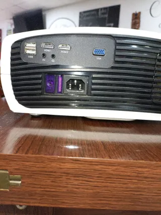 Proyector Wimius blanco